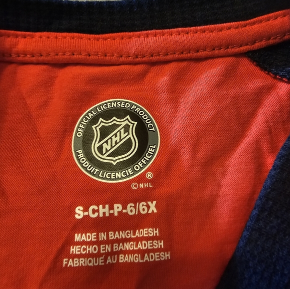 NWT Washington Capitals kids long-sleeve t-shirt.  Size: S (6/6X) - Picture 4 of 7